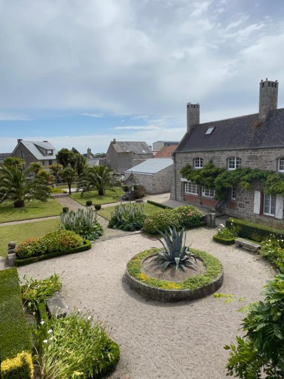 Le Conquerant - Chambres Meublees - Barfleur Extérieur photo